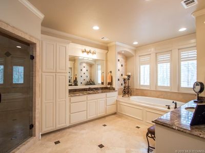 11170 S 72nd Ave E, Bixby