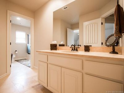 11170 S 72nd Ave E, Bixby