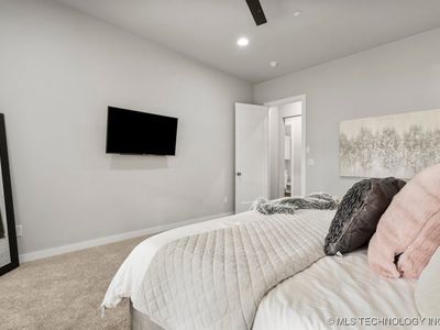 7405 S Chestnut Ave W, Broken Arrow