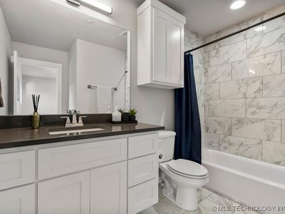 7405 S Chestnut Ave W, Broken Arrow