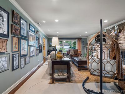 9402 E 16th St, Tulsa