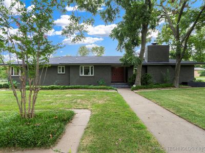 9402 E 16th St, Tulsa