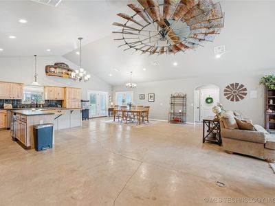 23605 E 132nd St S, Coweta