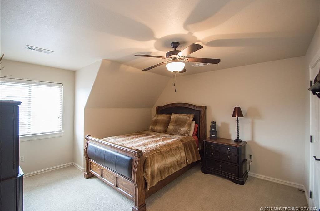 11170 S 72nd Ave E, Bixby