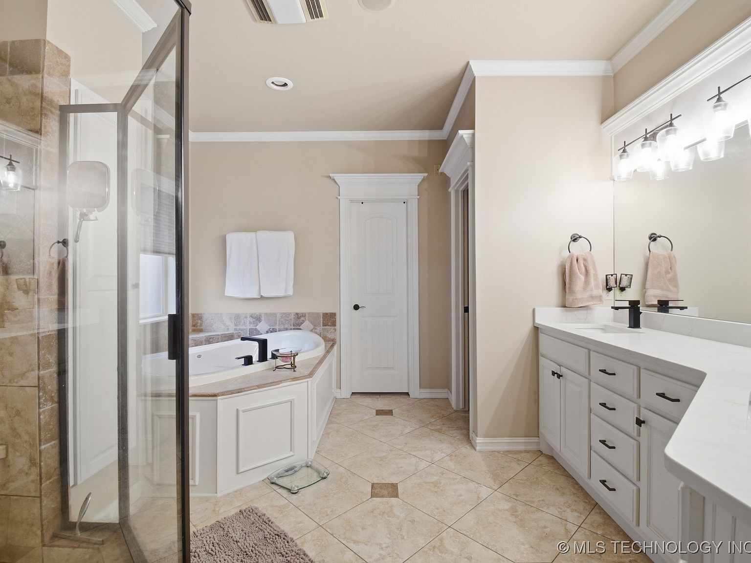 11717 S Sandusky Ave, Tulsa