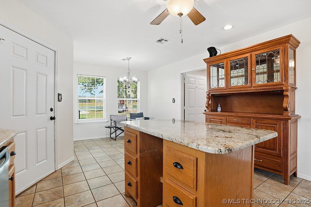 8195 Highway 82a, Tahlequah