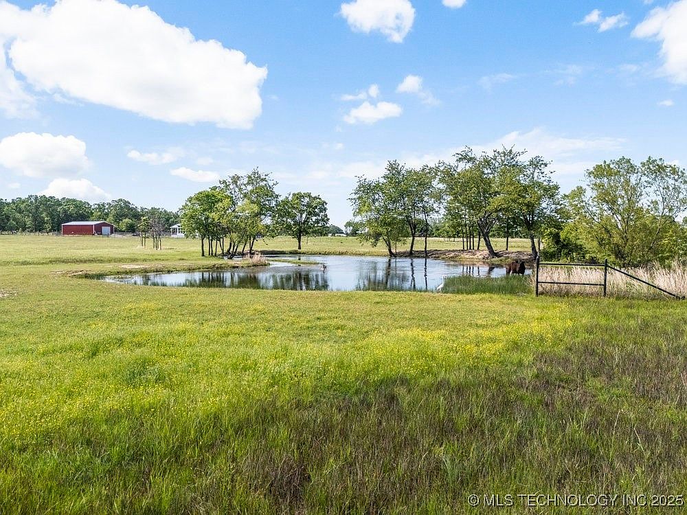 8195 Highway 82a, Tahlequah