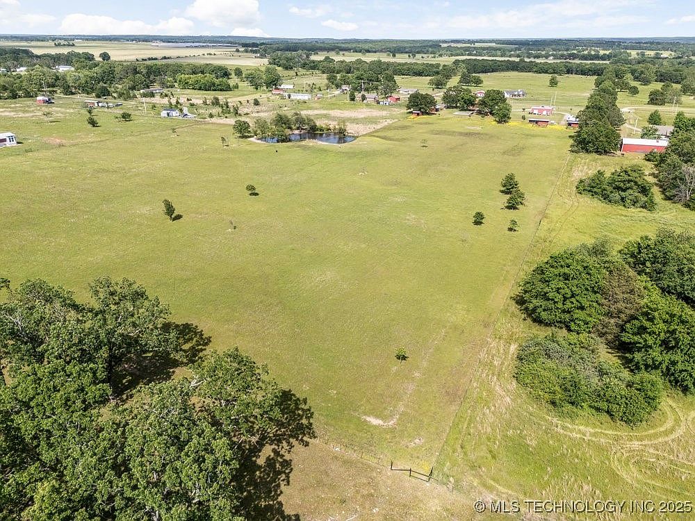 8195 Highway 82a, Tahlequah