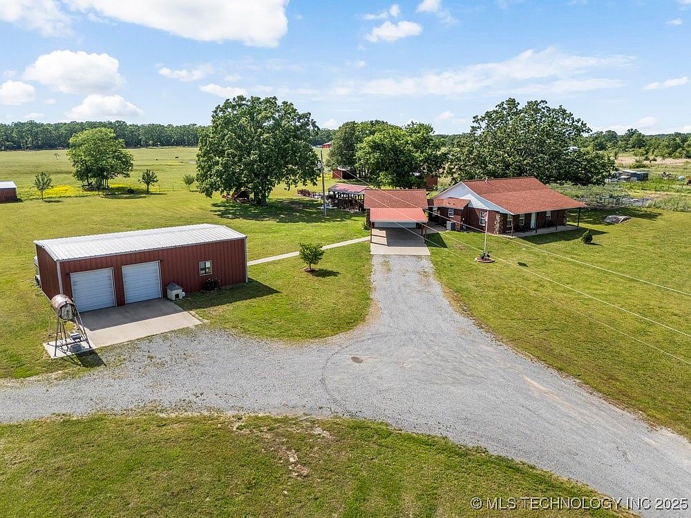 8195 Highway 82a, Tahlequah