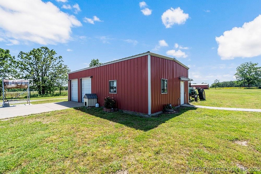 8195 Highway 82a, Tahlequah