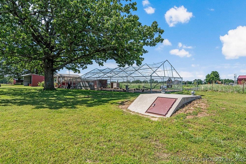 8195 Highway 82a, Tahlequah