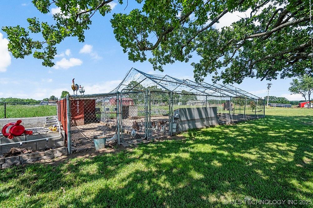 8195 Highway 82a, Tahlequah