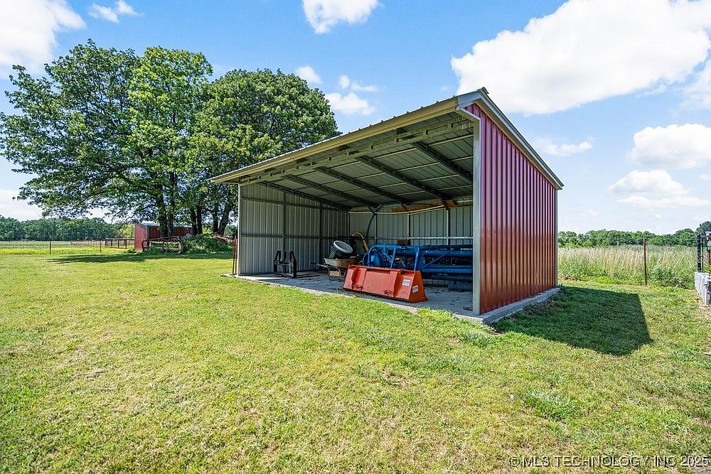 8195 Highway 82a, Tahlequah