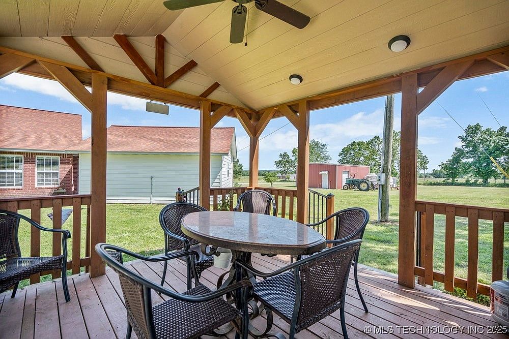 8195 Highway 82a, Tahlequah