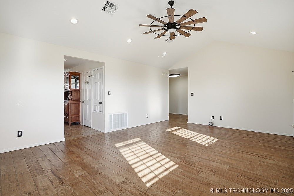 8195 Highway 82a, Tahlequah