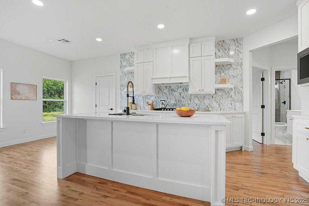 16103 E Oklahoma Pl, Tulsa