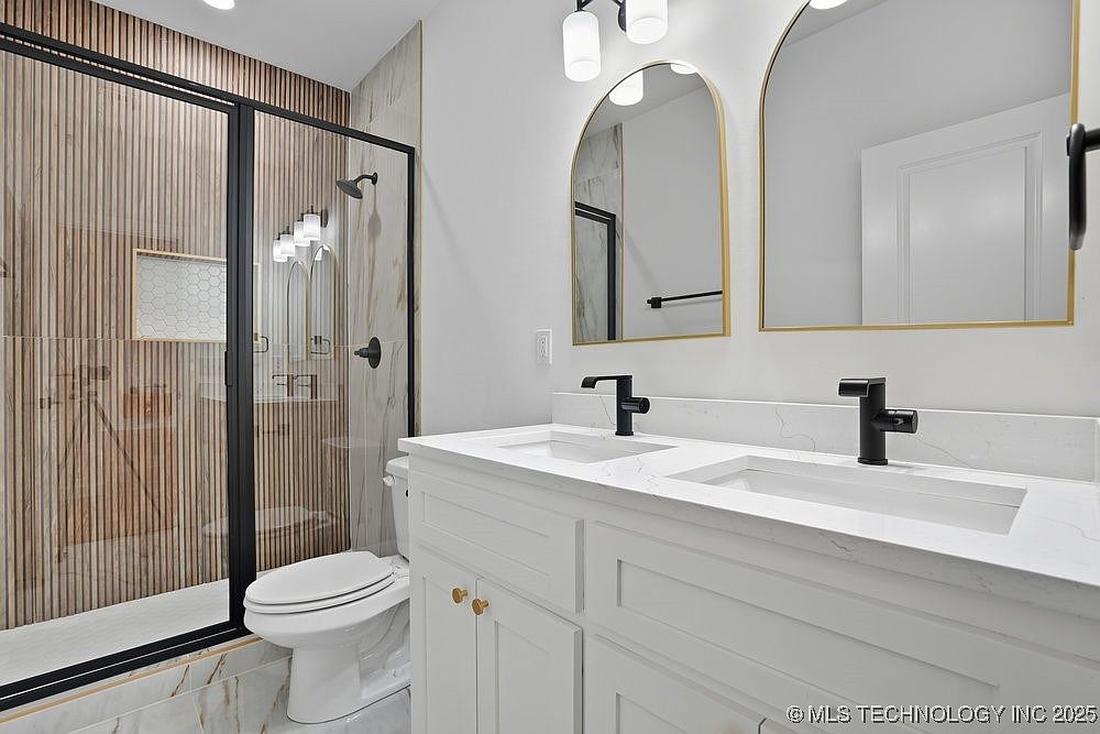 16103 E Oklahoma Pl, Tulsa