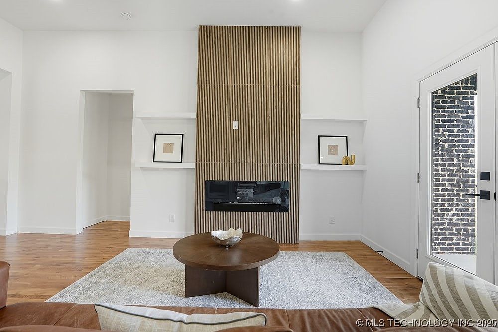 16103 E Oklahoma Pl, Tulsa