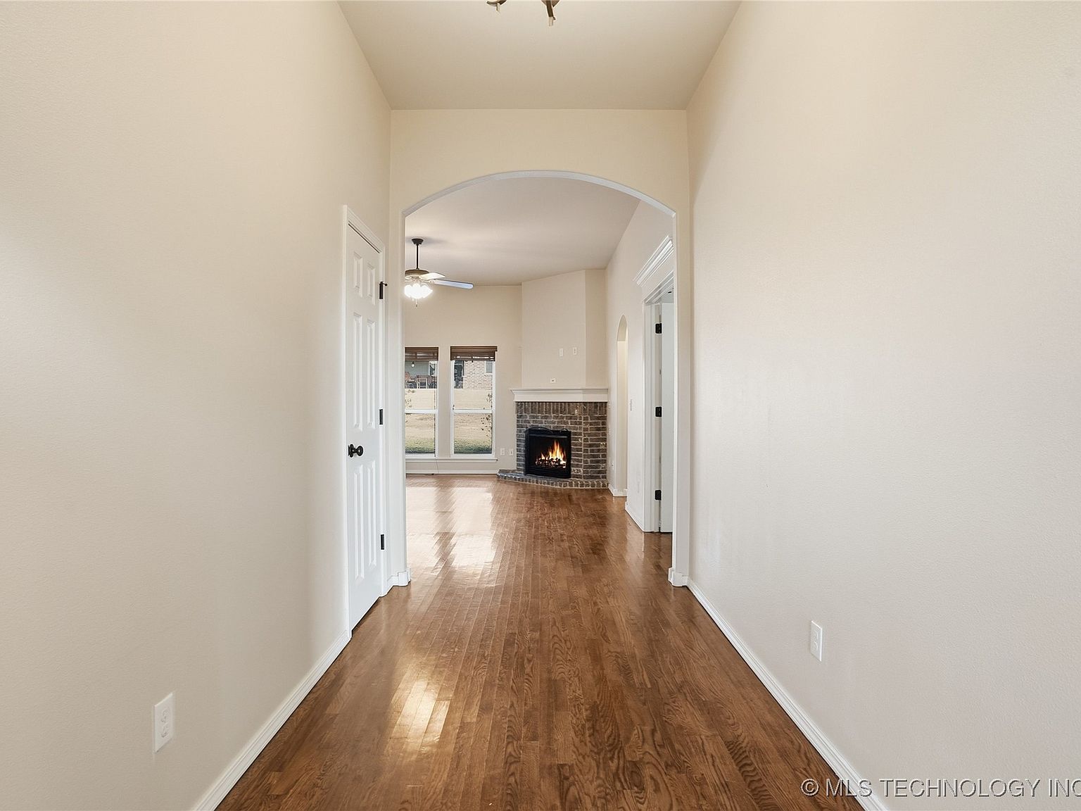 1809 W Woodbury St N, Broken Arrow