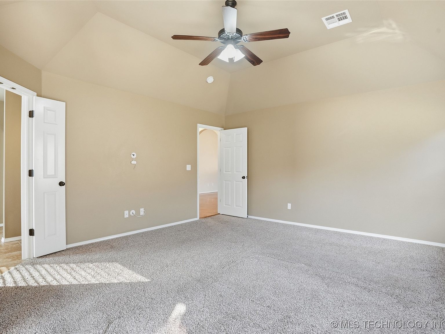 1809 W Woodbury St N, Broken Arrow