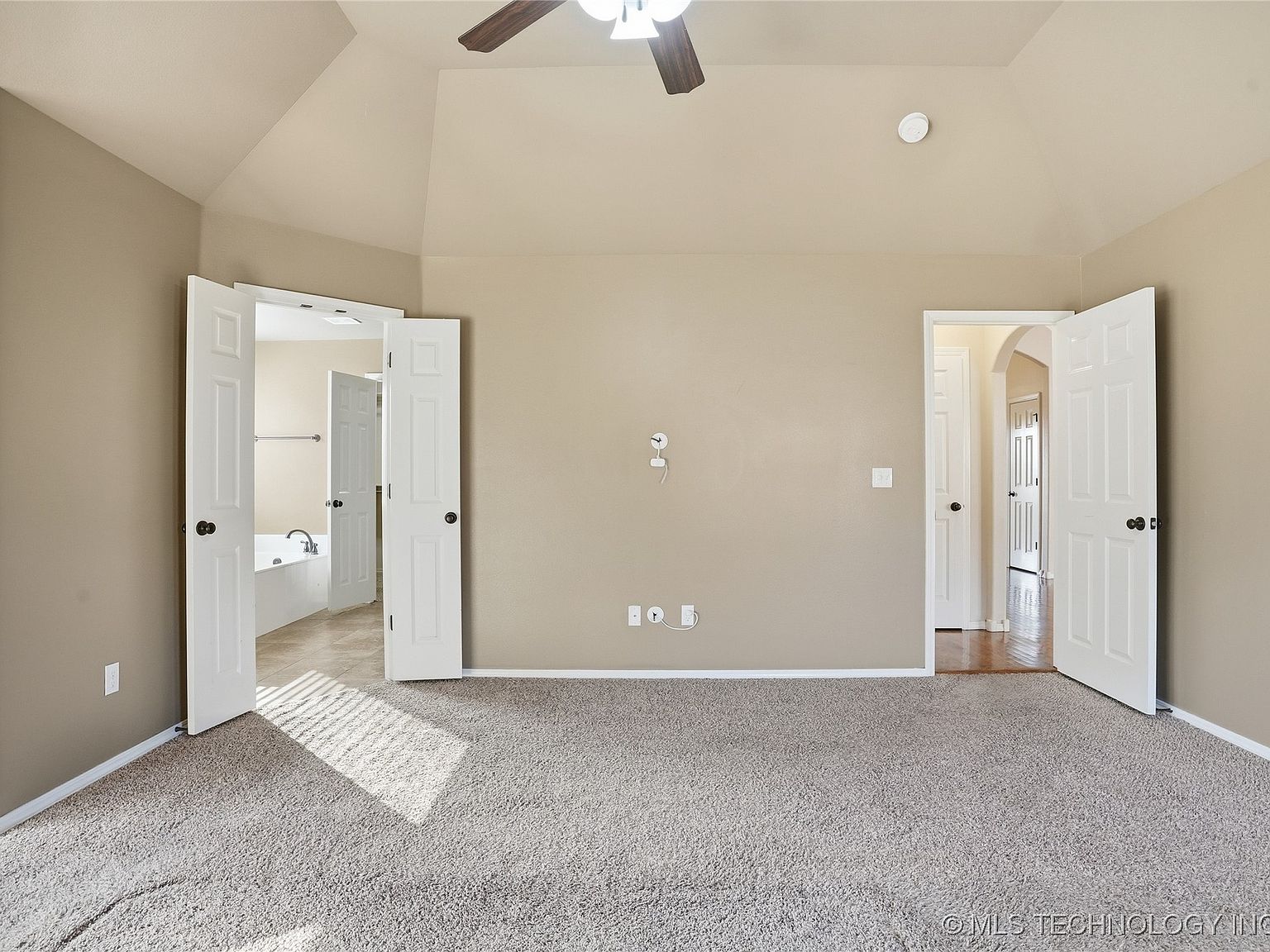 1809 W Woodbury St N, Broken Arrow