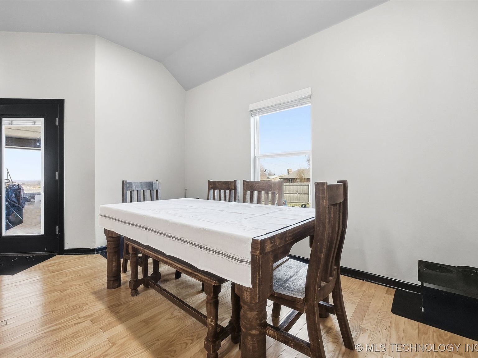 158 Sooner Dr, Stroud