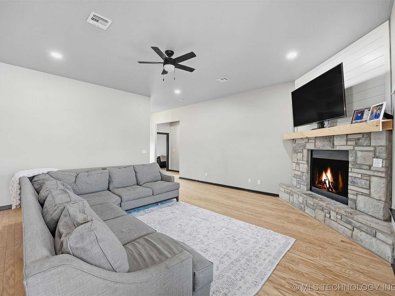 158 Sooner Dr, Stroud